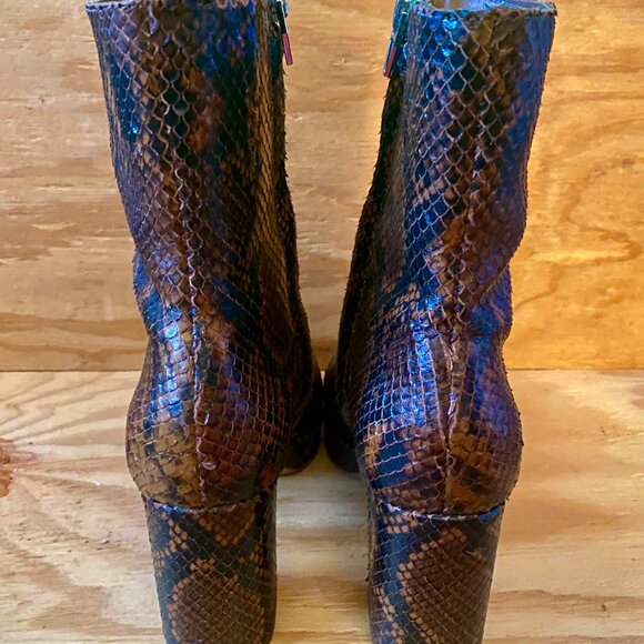 Dolce Vita Eden Platform Snakeskin Brown Boot Bootie 6 - Picture 4 of 4